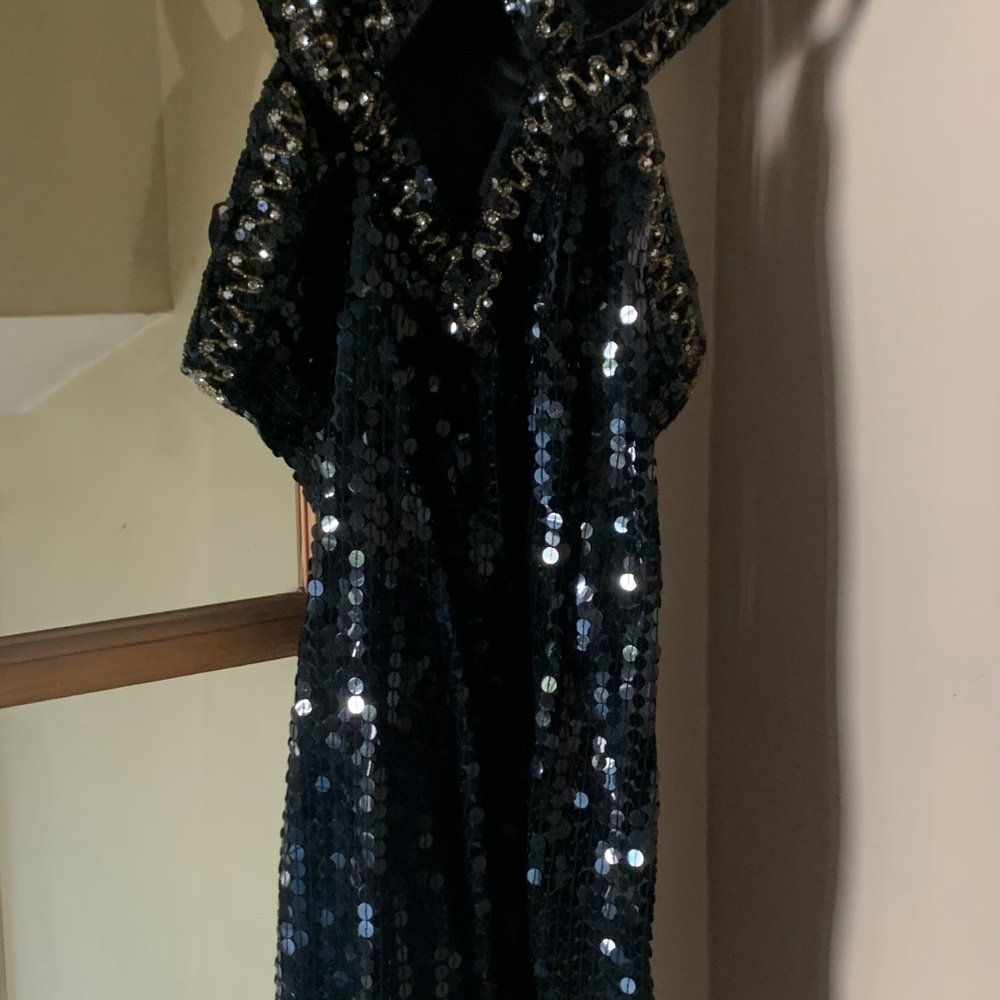 Niteline Dells Roufogali Size 8 Black Dress